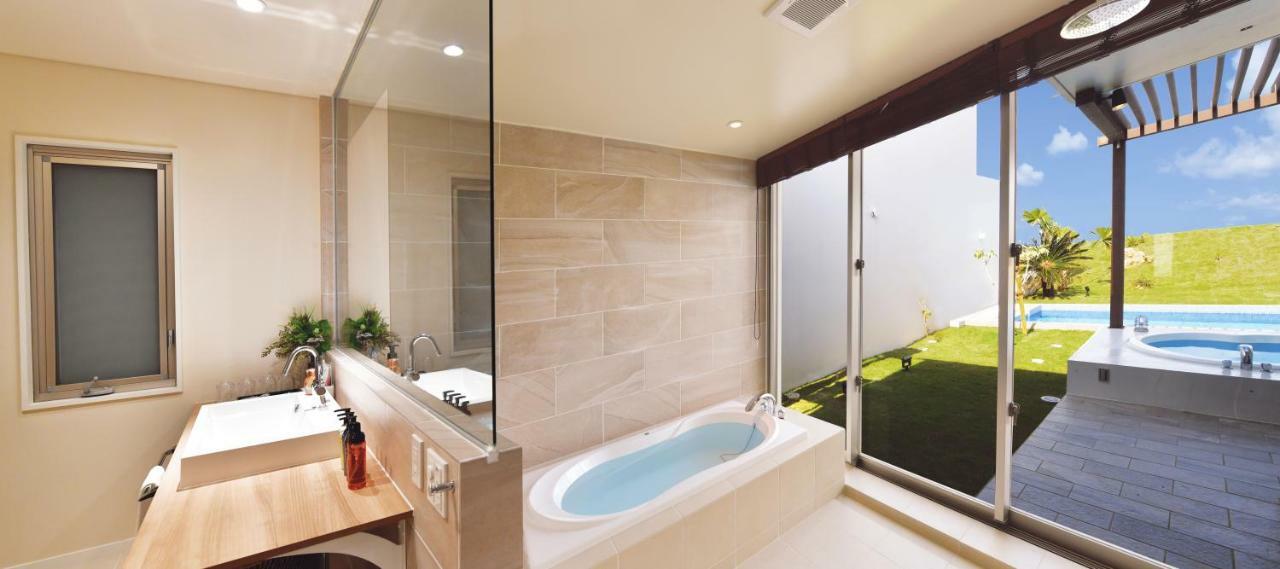 Feliz Villa Suite Irabujima Sawada Miyakojima  Exterior photo